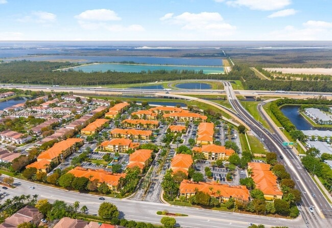 7300 NW 114th Ave in Doral, FL - Building Photo - Building Photo