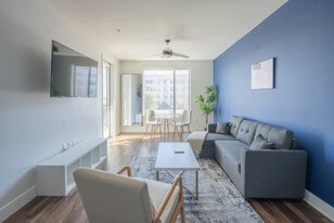 688 W 1st St in Tempe, AZ - Building Photo