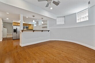 15 Strathmore Rd, Unit A in Brookline, MA - Foto de edificio - Building Photo