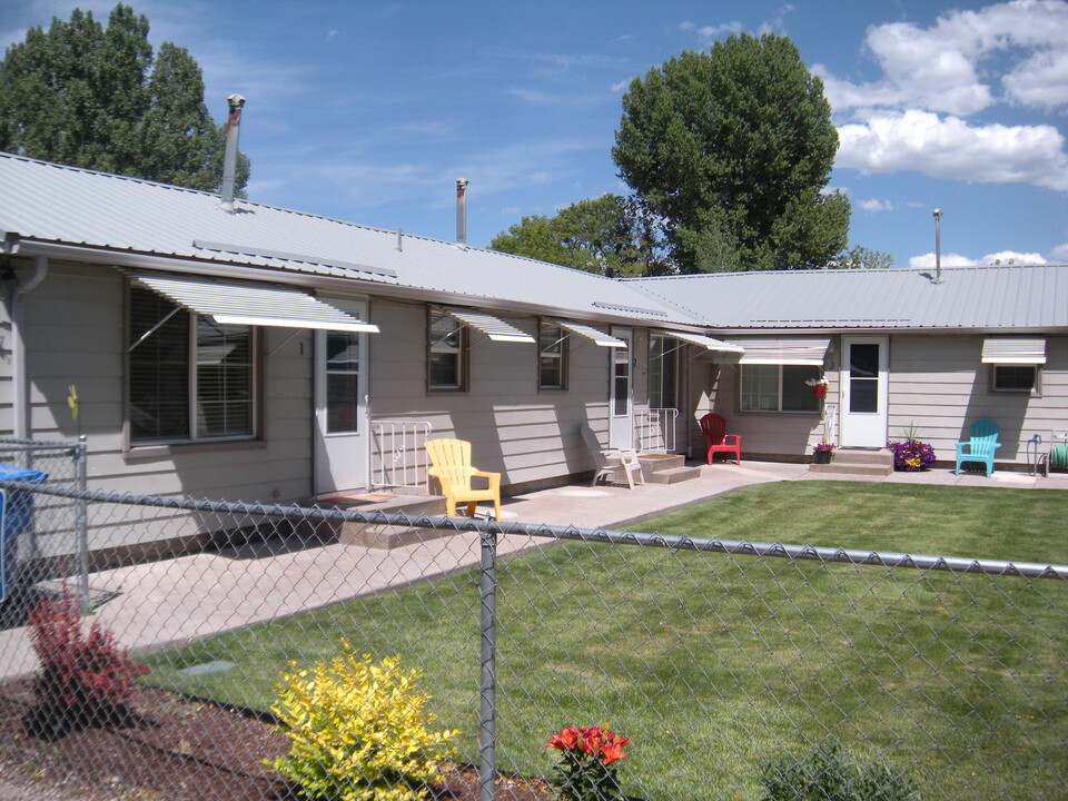 3972 Hawthorne Rd in Pocatello, ID - Building Photo