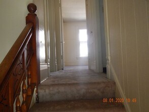 129 Dell St-Unit -Dell 129.2 in Syracuse, NY - Building Photo - Building Photo