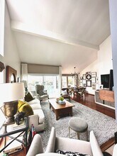 78 Kingston Ct S in Coronado, CA - Building Photo - Building Photo