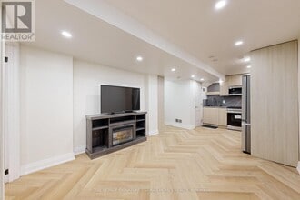 1184 Cobban Rd in Milton, ON - Building Photo - Building Photo