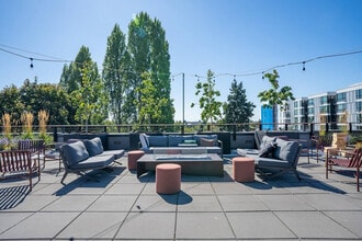 2407 E Union St in Seattle, WA - Foto de edificio - Building Photo