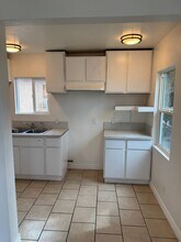 220 N Rose Ave in Compton, CA - Building Photo - Building Photo