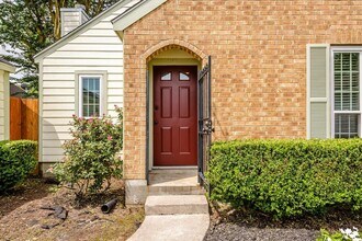 16806 Doverwood Way in Houston, TX - Building Photo - Building Photo