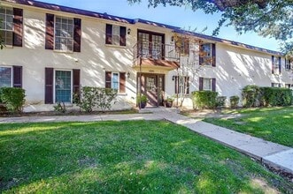 4006 Ridglea Country Club Dr in Fort Worth, TX - Building Photo - Building Photo