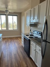 5924 Ocean View Dr, Unit Follini Properties in Oakland, CA - Building Photo - Building Photo