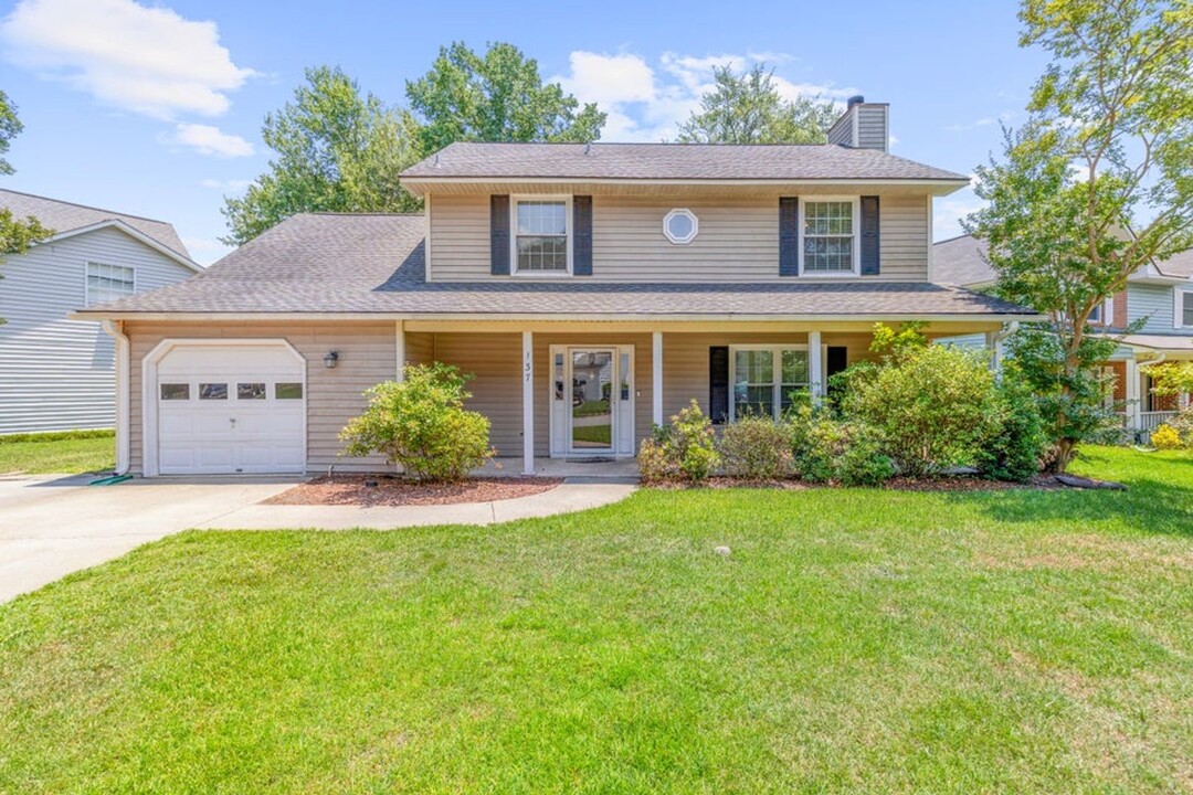 137 Knightsbridge Dr in Charleston, SC - Building Photo