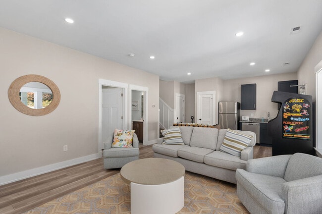 property at 983 Cruz Bay Ln