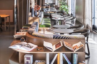 Hartwood in Sunnyvale, CA - Foto de edificio - Building Photo