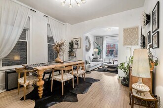 1413 N Campbell Ave in Chicago, IL - Building Photo - Building Photo