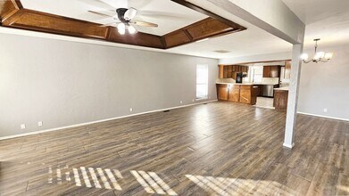 9005 Tracy Dr in Oklahoma City, OK - Building Photo - Building Photo