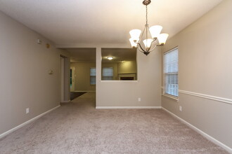 15007 Redcliff Dr in Noblesville, IN - Building Photo - Building Photo