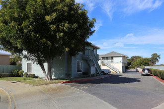 Acacia Park Apartments in Carlsbad, CA - Building Photo - Building Photo