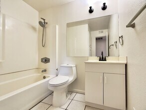 1913 E El Parque Dr in Tempe, AZ - Foto de edificio - Building Photo