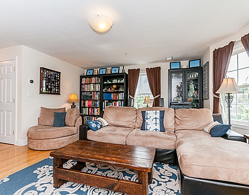 property at 41 West St