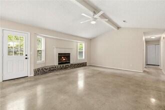 2146 Loren Cir in Fayetteville, AR - Building Photo - Building Photo