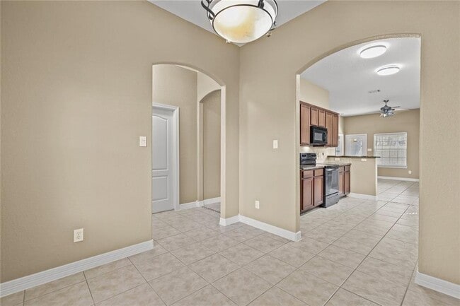 property at 3818 Springcrest Ln