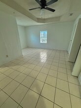4101 E Lopez Dr in Edinburg, TX - Building Photo - Building Photo
