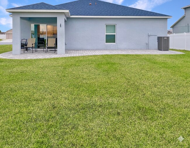 307 Millstone Ct in Poinciana, FL - Building Photo - Building Photo