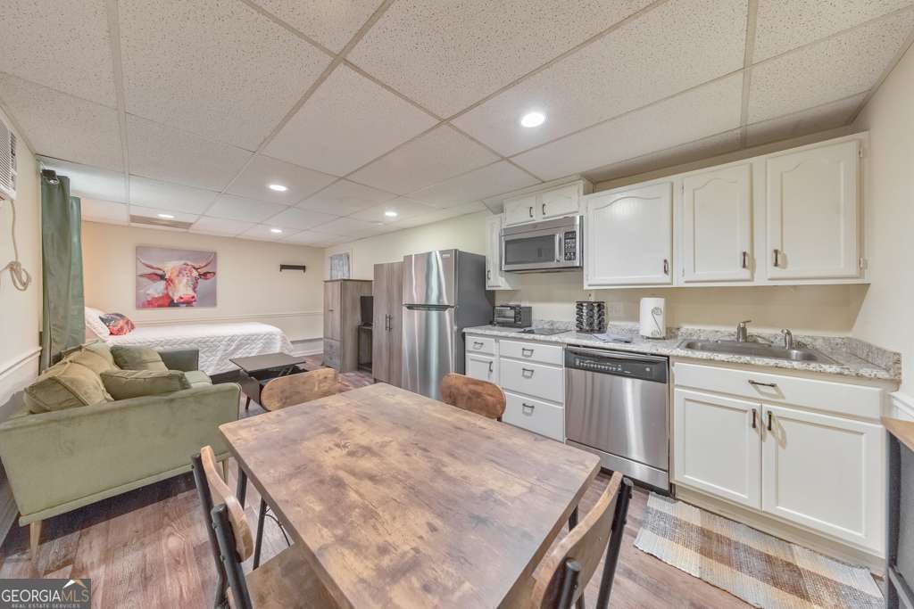 1502 Rockcrest Way in Marietta, GA - Building Photo