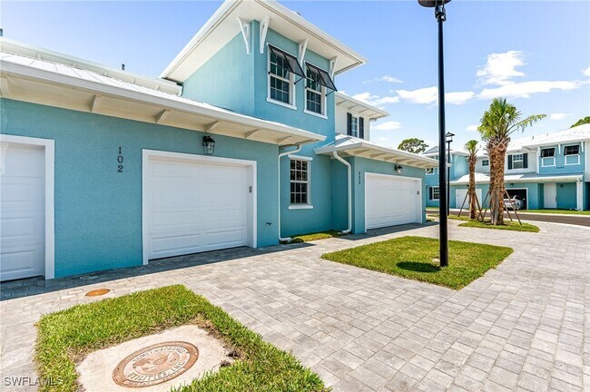 26351 Coco Cay Cir in Bonita Springs, FL - Building Photo - Building Photo