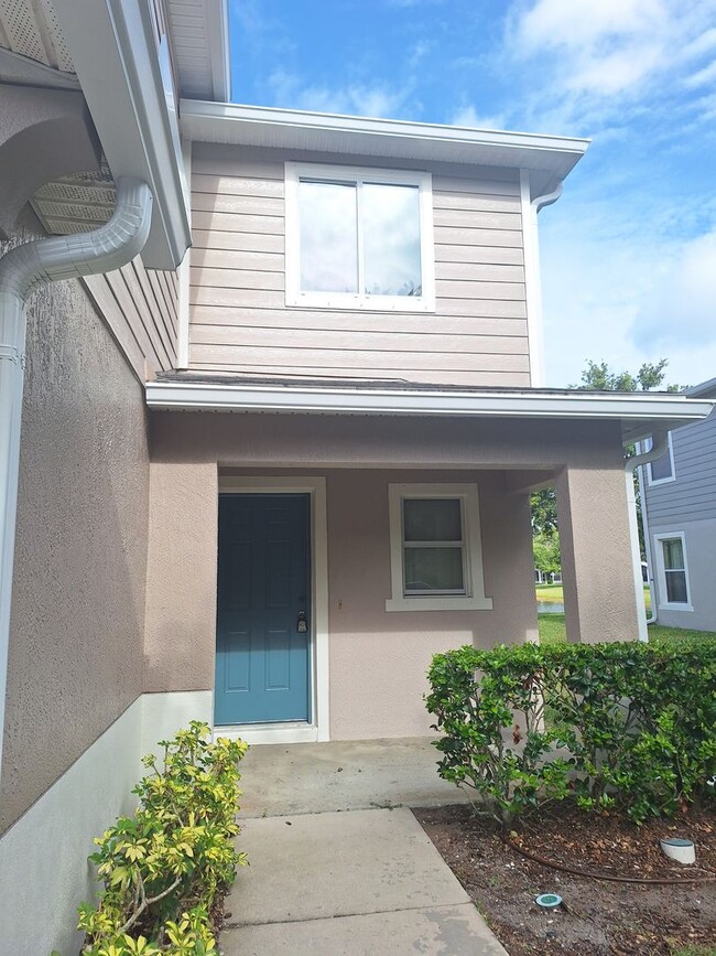 550 Mount Olympus Blvd in New Smyrna Beach, FL - Building Photo - Building Photo