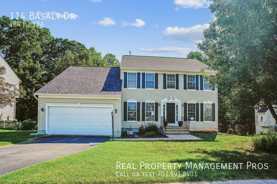 114 Basalt Dr in Fredericksburg, VA - Building Photo