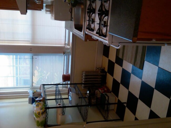 1691 Commonwealth Ave, Unit 21 in Boston, MA - Building Photo - Building Photo