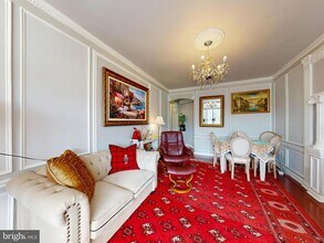 1 Scott Cir NW, Unit 713 in Washington, DC - Building Photo - Building Photo