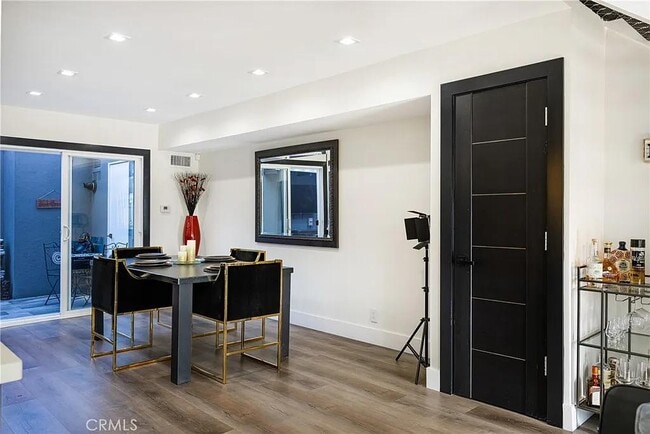 139 Lexington Ln in Costa Mesa, CA - Building Photo - Building Photo