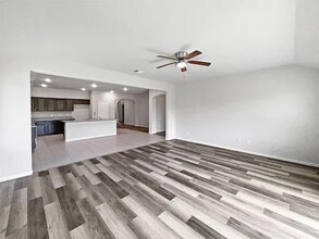 9010 Bald Cypress St in Forney, TX - Building Photo - Building Photo
