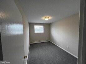 50 N Fellowship Rd in Maple Shade, NJ - Building Photo