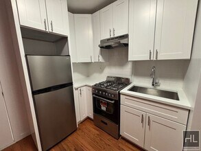 YORK AVENUE in New York, NY - Building Photo - Building Photo