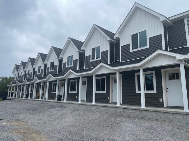property at 1055 Gordon Hill Pike