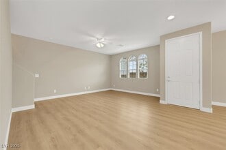 11060 Mt Hunter St in Las Vegas, NV - Building Photo - Building Photo