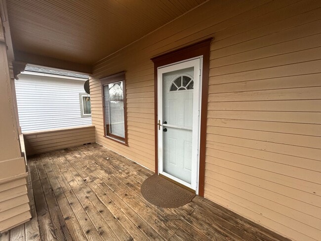 703 1/2 N Nanum St in Ellensburg, WA - Building Photo - Building Photo