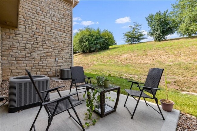 16059 Fontana St in Overland Park, KS - Building Photo - Building Photo