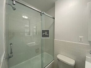 EAST 46 STREET, Unit 7H in New York, NY - Building Photo - Building Photo