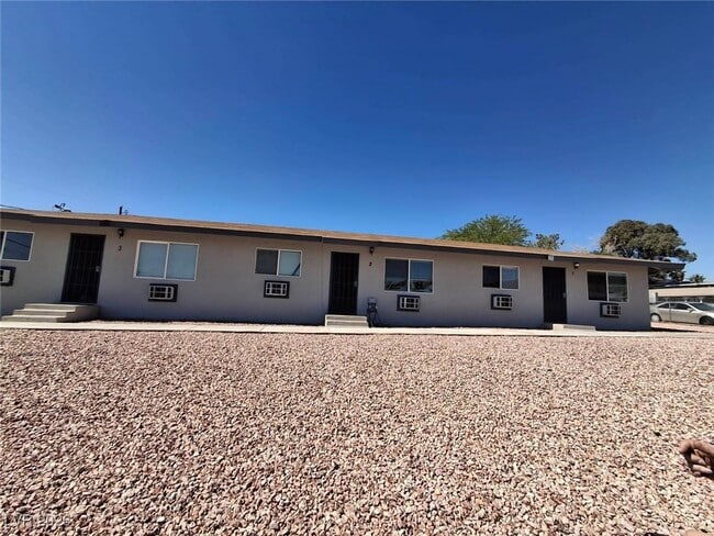 property at 320 N 16th St