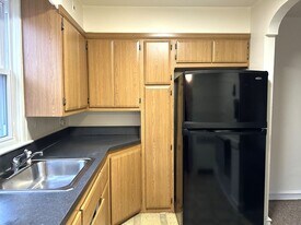 4934 Wynnefield Ave in Philadelphia, PA - Building Photo