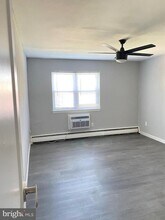 262 E Cliveden St in Philadelphia, PA - Building Photo - Building Photo