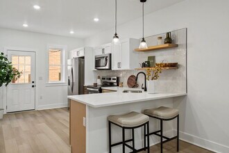 5525 Osage Ave in Philadelphia, PA - Foto de edificio - Building Photo