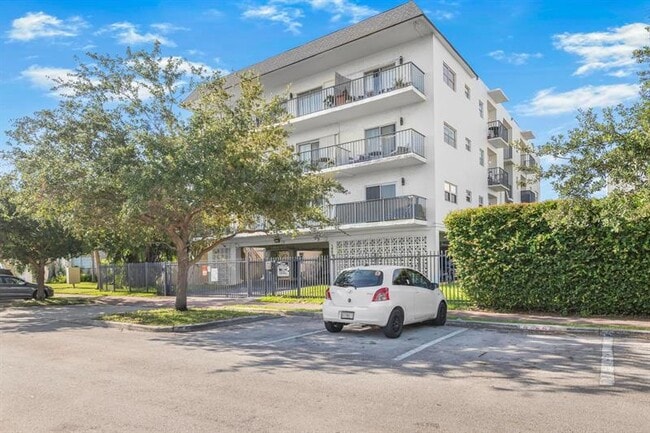 property at 1960 Marseille Dr