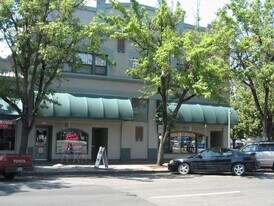 241 High St NE in Salem, OR - Building Photo