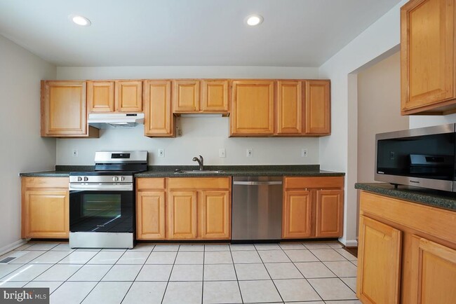 3908 Ferrara Dr in Silver Spring, MD - Building Photo - Building Photo