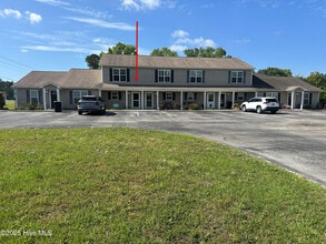 601 Camp Pelletier Rd in Peletier, NC - Building Photo - Building Photo