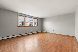 336 Princeton Ave in Jersey City, NJ - Building Photo - Building Photo