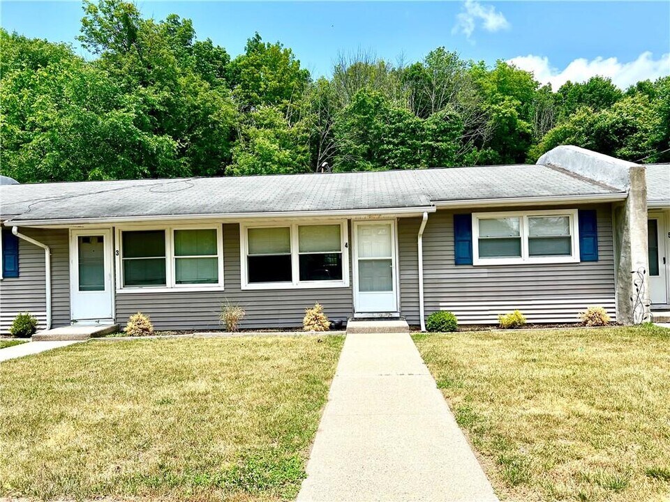 382 County Rte 22 in Wawayanda, NY - Building Photo